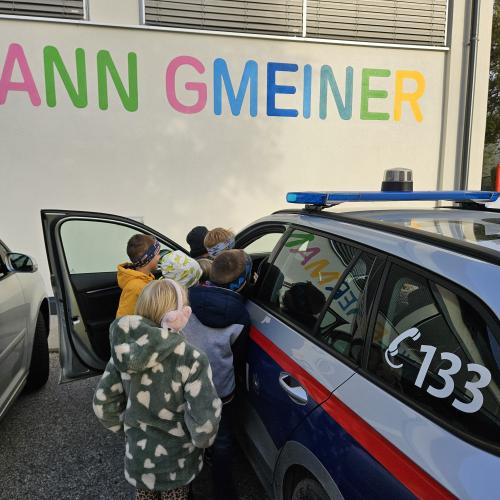 Polizei 2